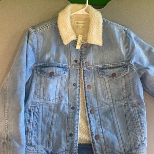 NWT Madewell fleece lined jean jacket, size small
